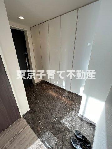 ブランズ文京小日向レジデンスの玄関