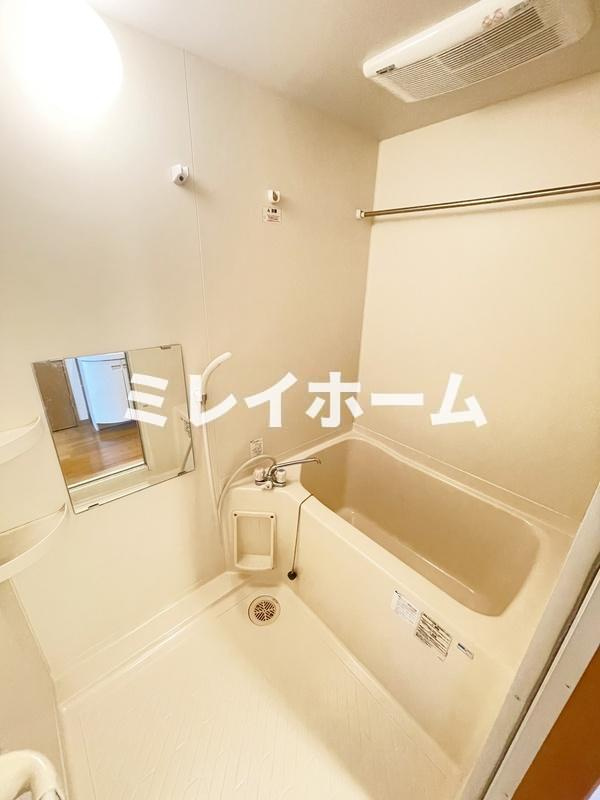 グランヴァン大井町Ⅱの浴室