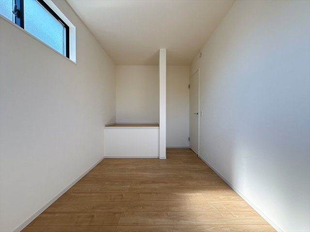 流山市鰭ヶ崎27期の洋室
