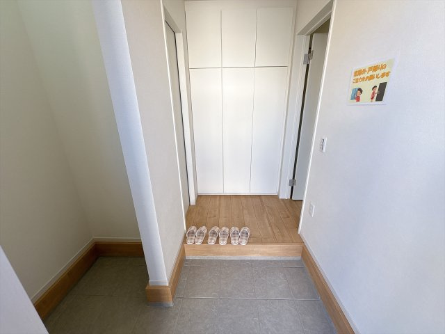 流山市鰭ヶ崎27期の玄関