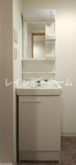 プルミエール柴又の独立洗面台
