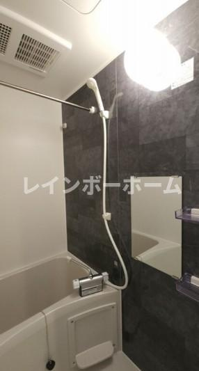 プルミエール柴又の浴室