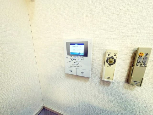 ティロ・フィナーレ松戸Ｂ棟のセキュリティ|モニター付きインターホンです。