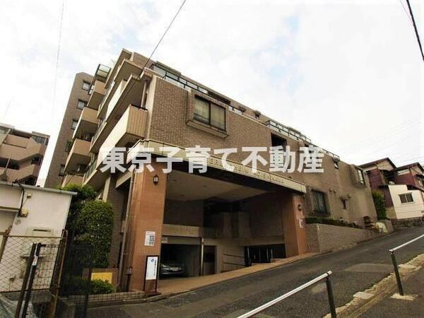 セレナハイム小石川西館の外観