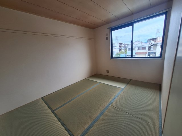 サンビレッジ杉山Aの和室