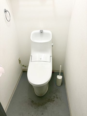大阪市中央区内平野町２丁目の店舗事務所のトイレ