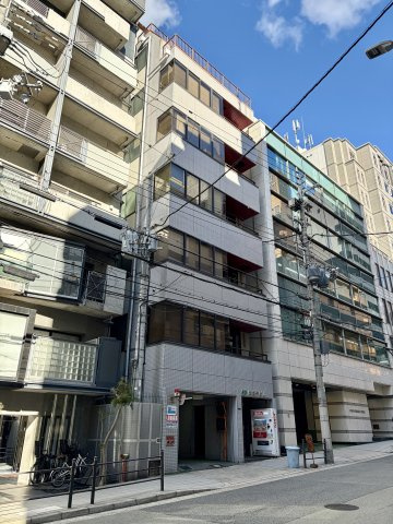 大阪市中央区内平野町２丁目の店舗事務所の外観
