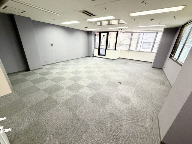 大阪市中央区内平野町２丁目の店舗事務所の内装