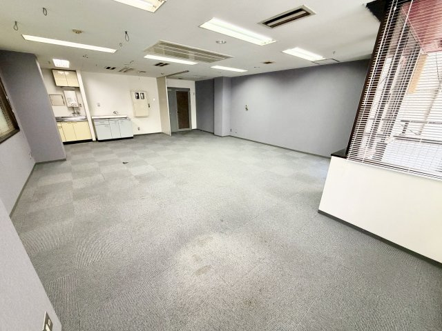 大阪市中央区内平野町２丁目の店舗事務所の内装