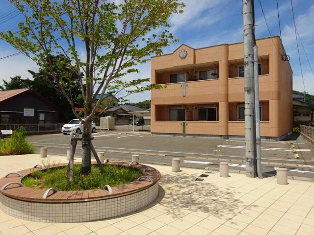コンフォート山下