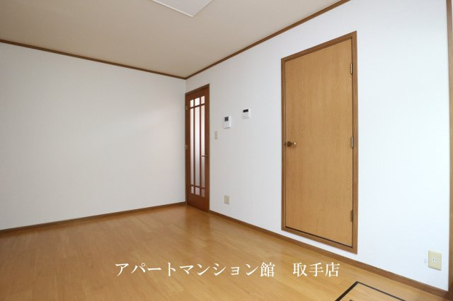 エスポワール大井Ｂの居間・リビング