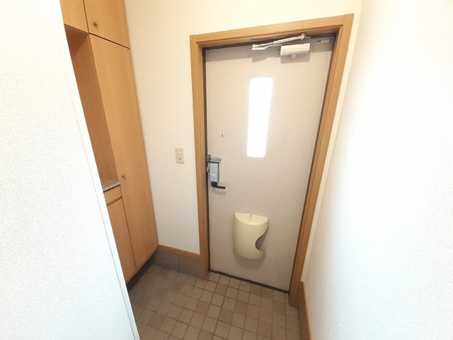 エターナルの玄関|玄関