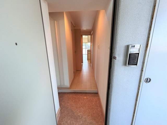 グランドステージ鏡の玄関|明るい玄関です