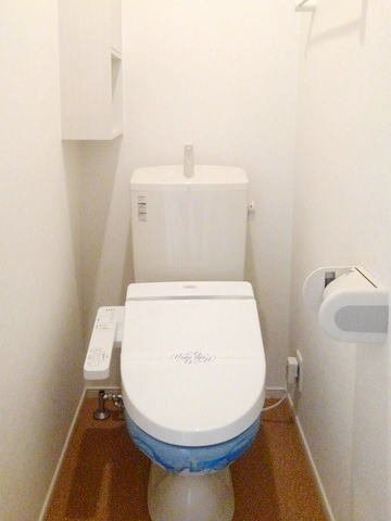サンシャイン駅南のトイレ|落ち着いたトイレです