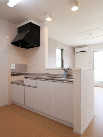 リバーサイド東唐津Ｂのキッチン|キッチンでお料理をお楽しみください