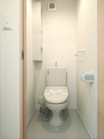 リバーサイド東唐津Ｂのトイレ|清潔感のあるトイレです