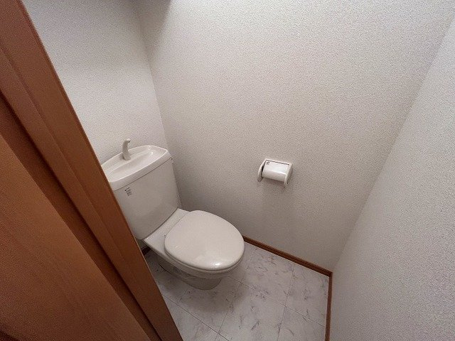 パインブライトＢのトイレ|ゆったりとした空間のトイレです