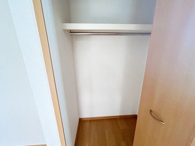 クレメントＥの収納|たっぷりとした収納スペースです