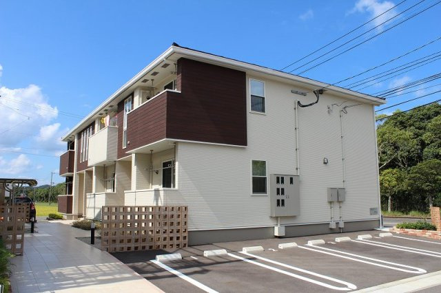 レスポワールからつの外観|外観もきれいです