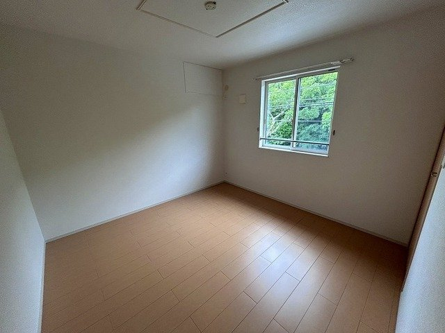 レスポワールからつの内装|内装は落ち着いています