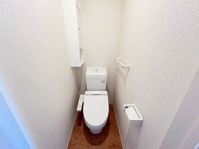 アヴァンツァート　ヴィアーレⅡのトイレ|清潔感のあるトイレです
