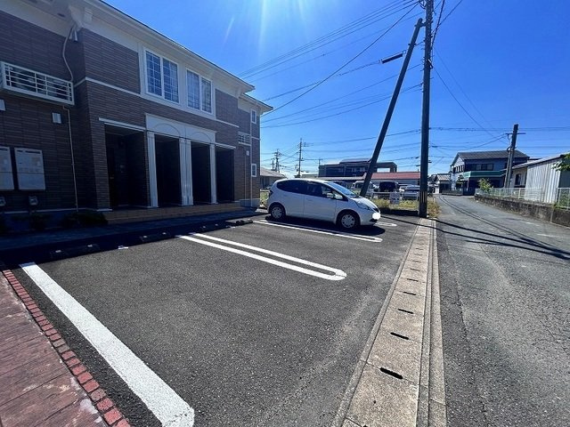 クレメント大江の駐車場|駐車場です
