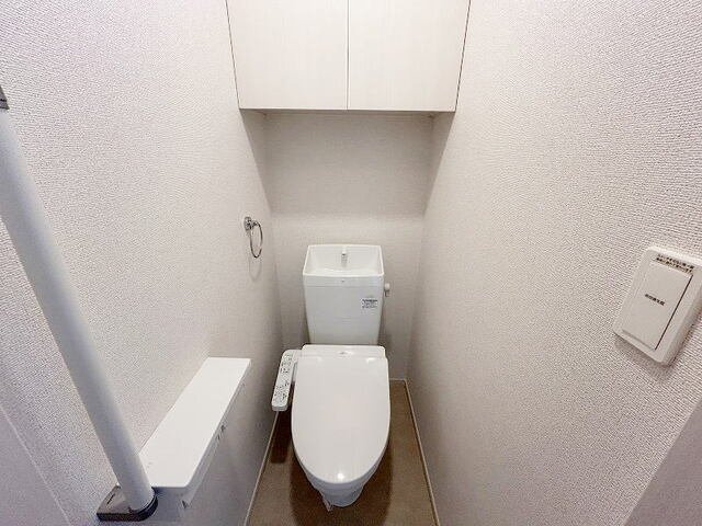エイトリバー　Ｂのトイレ|ゆったりとした空間のトイレです