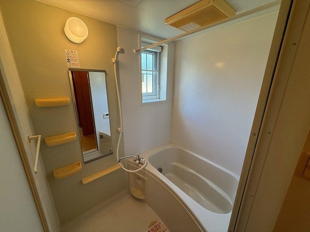 クレメントＦの浴室|ゆったり過ごせるお風呂です