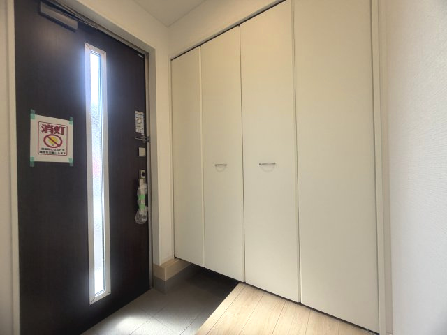三木市志染町東自由が丘１丁目新築の玄関