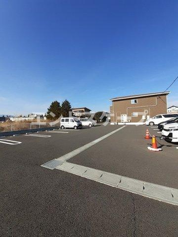 サンライズ　天王西の駐車場|高崎、前橋のお部屋探しはエンドスケープまで！お客様の理想お聞かせ下さい♪