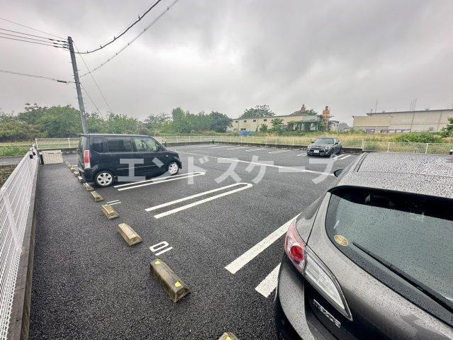 サンライズ　天王西の駐車場|高崎、前橋のお部屋探しはエンドスケープまで！お客様の理想お聞かせ下さい♪
