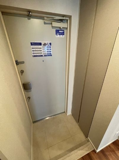 【玄関】レジディア都立大