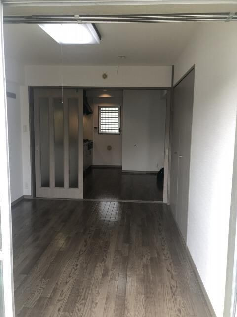 池亀マンションの居間・リビング