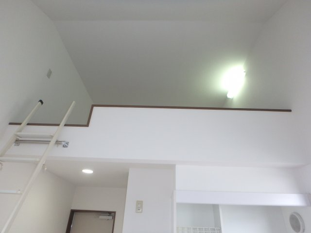 アネックス元住吉の洋室