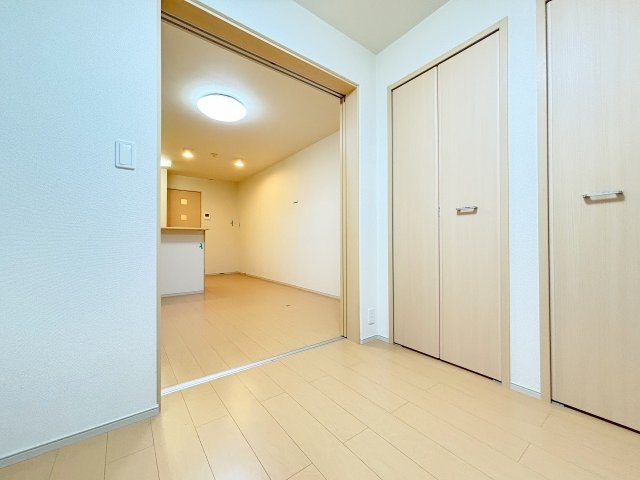 サニーピースの洋室