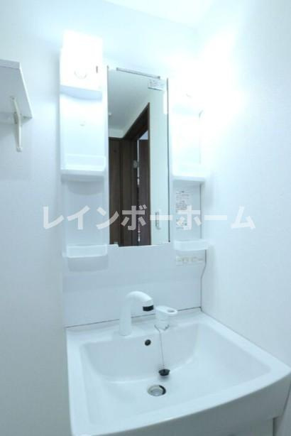サンソレイユ成増の洗面所