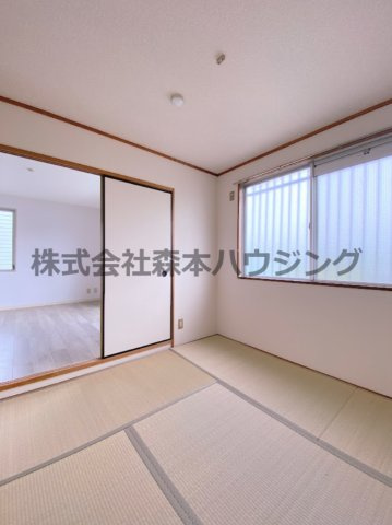 【和室】 | 　チェリー広野 | 明るい和室です