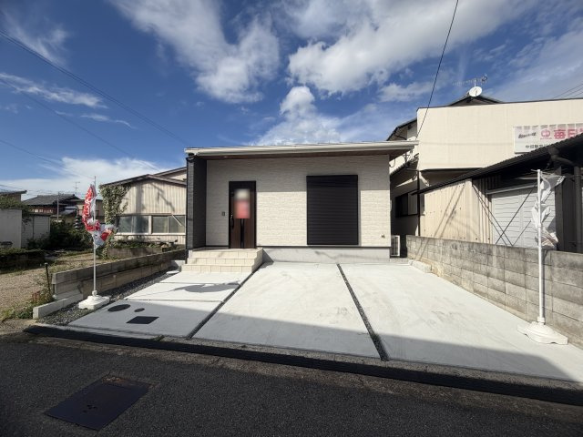 三木市平田55の外観