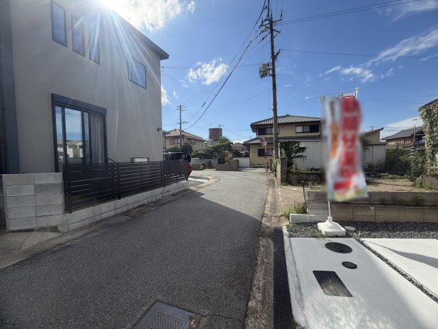 三木市平田55の前面道路含む現地写真