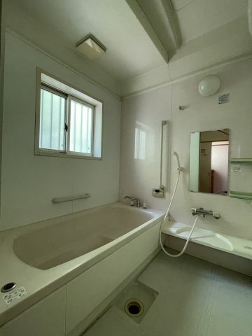 中古戸建・中古住宅　矢吹町中町　矢吹小・矢吹中の浴室|追い焚き機能付き浴室！