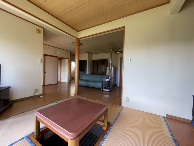 中古戸建・中古住宅　矢吹町中町　矢吹小・矢吹中の和室|掘りごたつ付きのホッとする和みの空間です