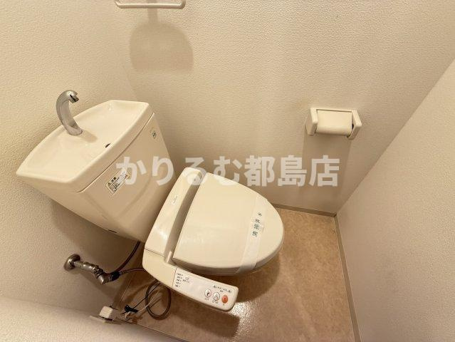ロイヤルクイーンズパーク関目のトイレ