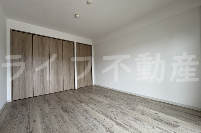 新栄プロパティ東大阪Ⅰの洋室|洋室です