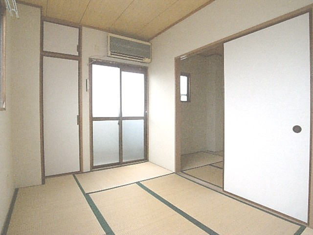 トレンディ黒原の収納