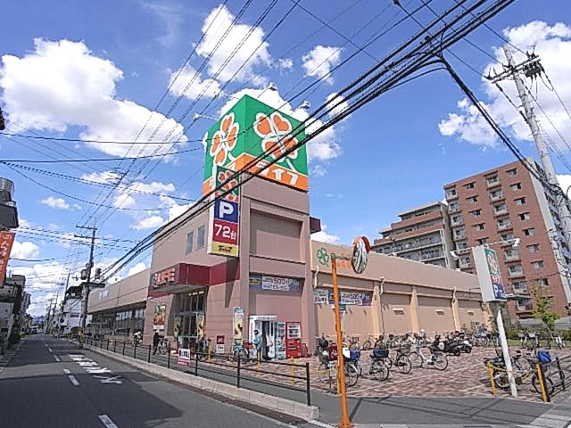 トレンディ黒原の周辺