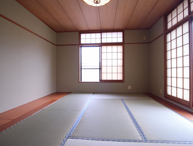 【内装】 | 西田宮町　貸家 | キッチンスペースになります。
床張替済みですので
非常に綺麗な状態です。