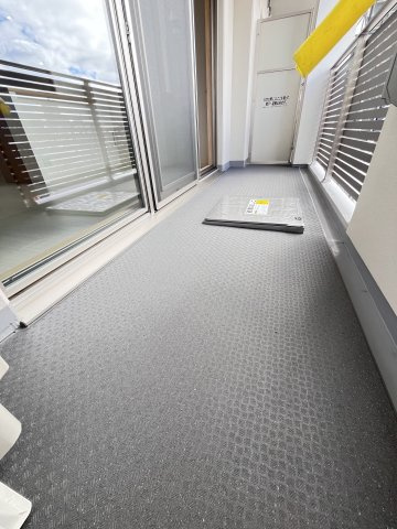 大阪市都島区都島本通４丁目の賃貸マンションのバルコニー
