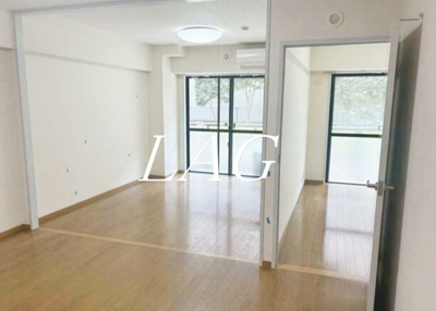 【居間・リビング】 | エクロール蓮根 | 洋室のお部屋です。