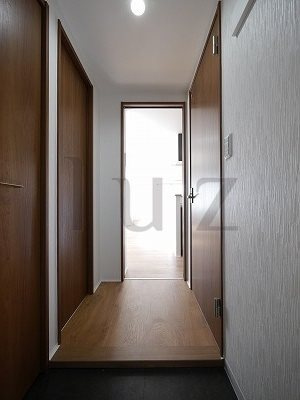 川崎市川崎区池田１丁目の賃貸マンションの玄関