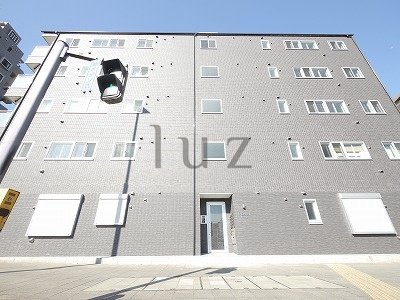 川崎市川崎区池田１丁目の賃貸マンションの外観